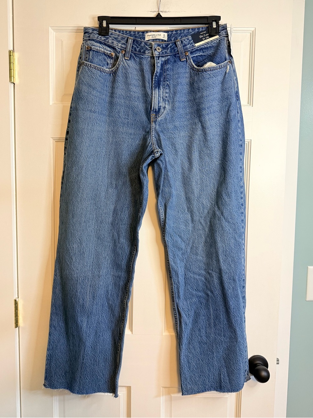 Abercrombie & Fitch The Loose High Rise Curve Love Jean